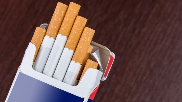 Prezzo sigarette e tabacco: gli aumenti per marca