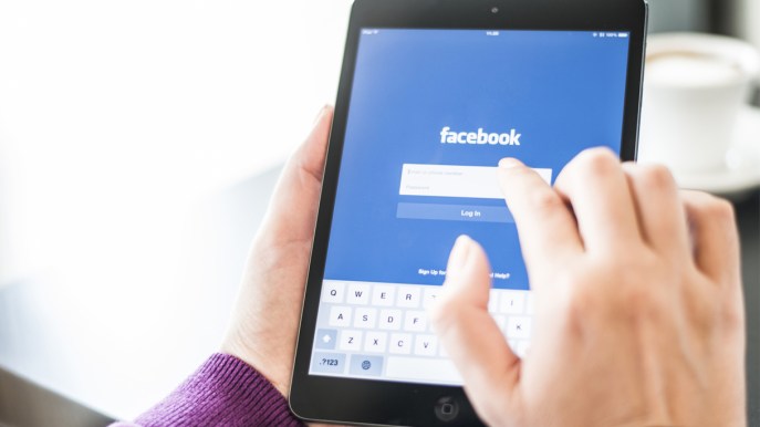 Facebook: fino a 15 anni servirà il permesso dei genitori