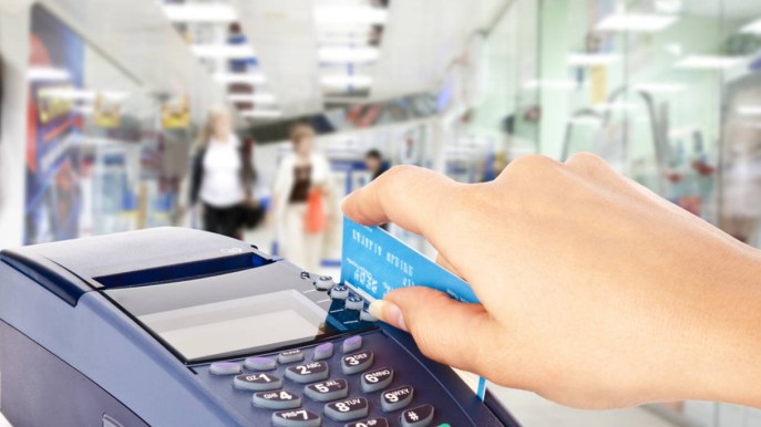 Pagamenti con carte di credito: stop ai costi extra