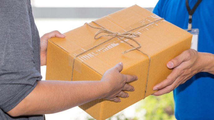 FedEx: piano assunzioni per 800 Addetti alla Logistica