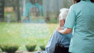 Colf E Badanti Nuove Regole Dal 1 Ottobre Novita E Aumenti Quifinanza