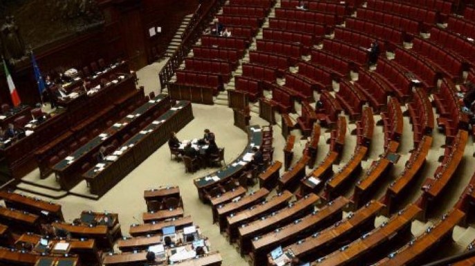 Stipendi d’oro per i dipendenti di Camera e Senato: fino a 480mila euro