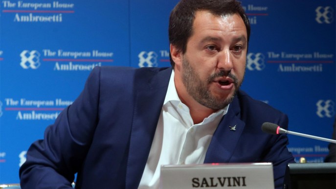 Flat tax e niente limiti al contante: la linea Salvini