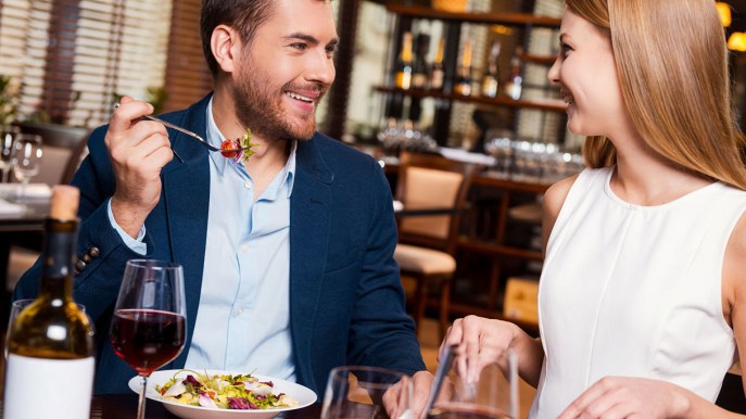 Il galateo al ristorante: ecco 8 regole da rispettare