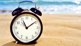 Ora legale tutto l’anno: 3 miliardi di risparmio e più luce naturale. L’appello