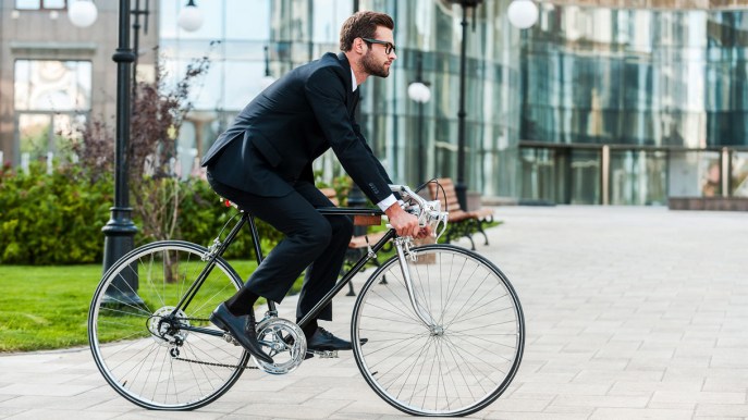 Azienda paga i dipendenti per andare al lavoro in bicicletta
