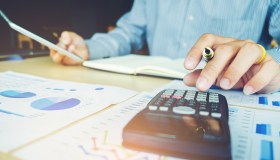 Prestiti in caduta. Preoccupano rate mutuo e mancati pagamenti