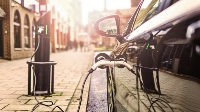 Sorride mercato auto elettriche e ibride: +1,2% e +0,2% in 10 mesi
