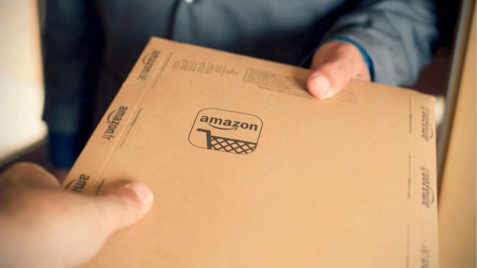 Amazon diventa un operatore postale: potrà fare il corriere