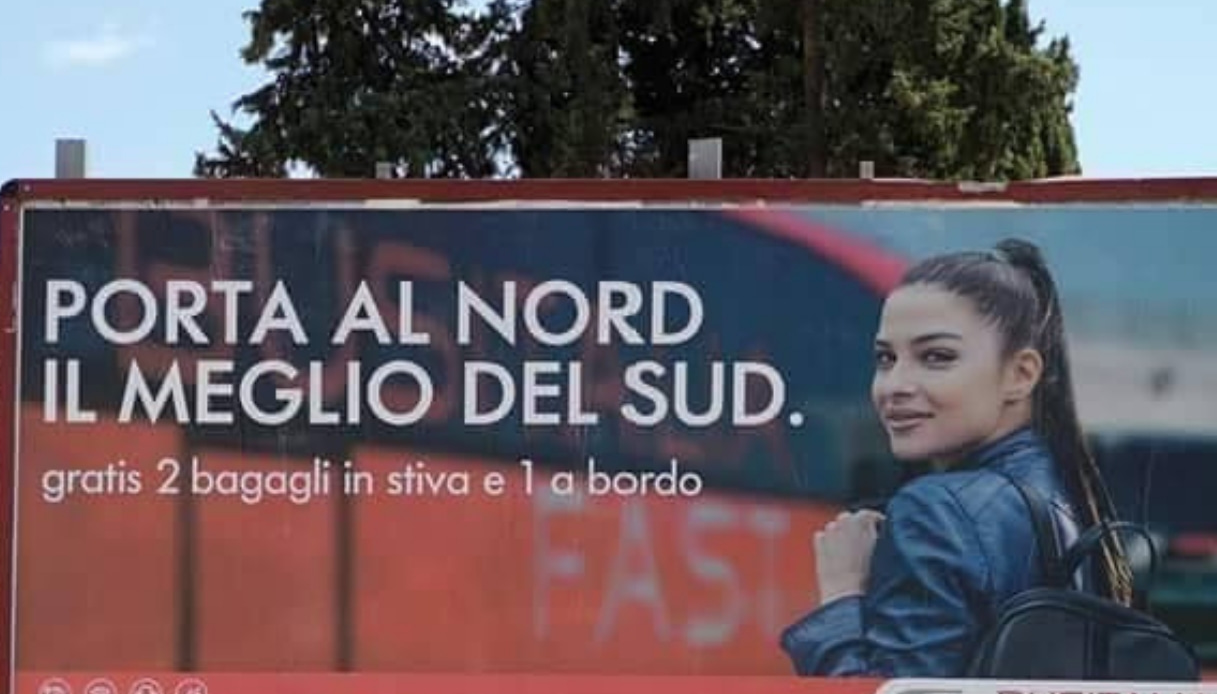 Cartellone pubblicitario Napoli