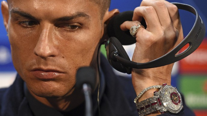 Cristiano Ronaldo e l’orologio da 424 diamanti, valore 2 milioni