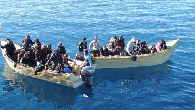 Migranti, sbarchi record in Italia. Il governo accusa Wagner e la Russia