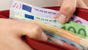 Economia, nuvole sempre più nere: “Ci aspettano 5 anni durissimi”