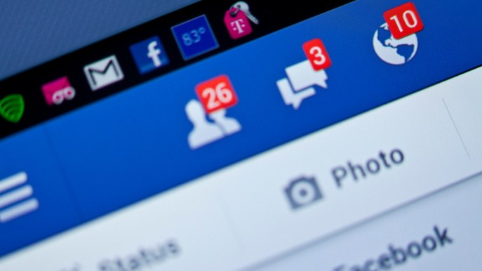 Facebook paga i suoi utenti per spiare telefoni e dati
