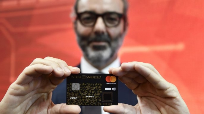 Lotta al contante: il governo pensa alla card unica per identità e pagamenti