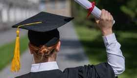 Pensione e riscatto laurea agevolato: come funziona il simulatore Inps