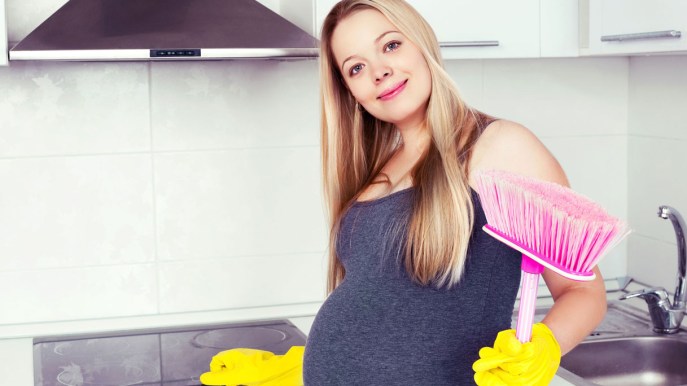 Licenziamento della domestica in gravidanza: quali conseguenze