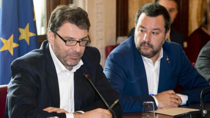 Salvini-Giorgetti, tregua armata. Ma ora ci sono due Leghe