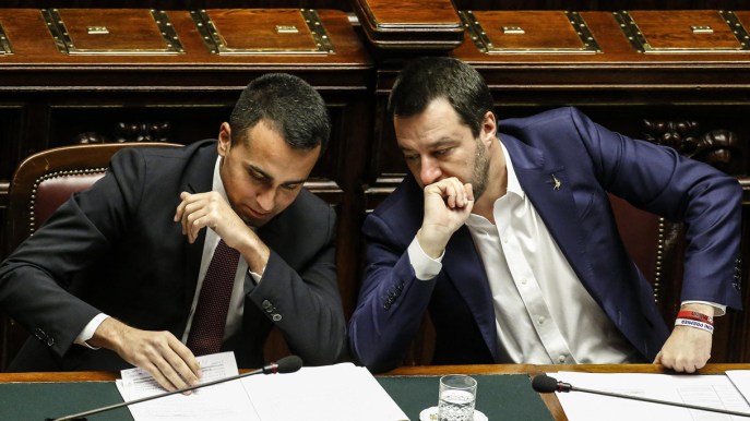 Salvini lancia la Flat Tax per le famiglie. Di Maio cauto: “No a promesse alla Berlusconi”