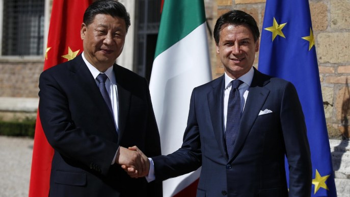 Cosa rischia l’Italia nel 2024 dopo l’addio alla Via della Seta: calerà l’export in Cina per lusso e agroalimentare