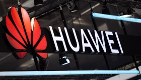 Huawei Amazon: anche l’e-commerce ferma le vendite del marchio cinese