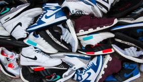 sneakers market_1217x694-min