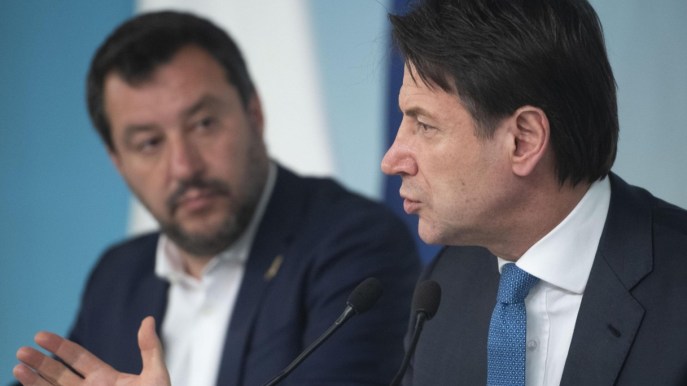 Conte prepara la squadra di Governo, Salvini organizza la protesta