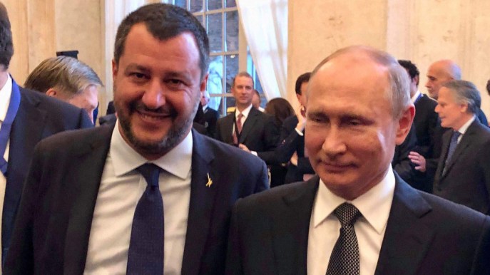 Il caso Salvini: ha (ancora) un patto di alleanza con Putin