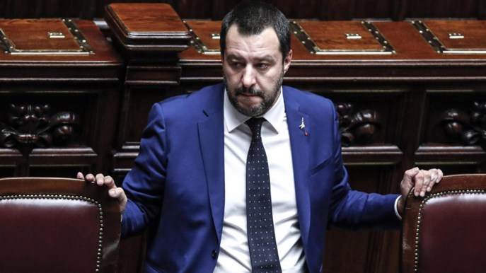 Riaperture e coprifuoco, tensione Draghi-Salvini. La Lega non vota