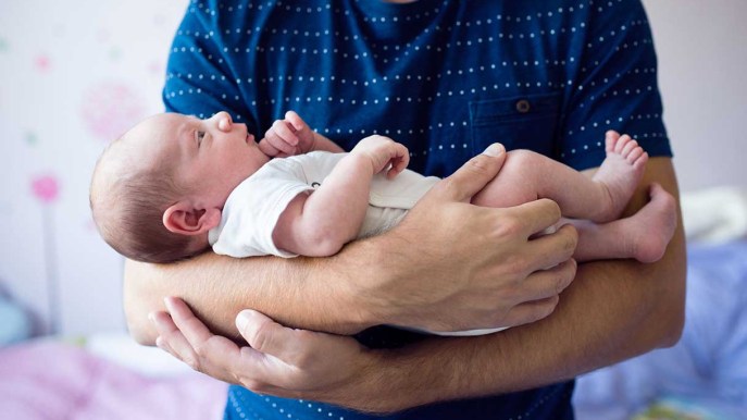 Dieci giorni per il congedo paternità grazie alla nuova Direttiva UE