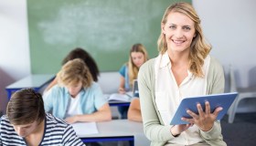 Scuola: carta docente, cosa succede ai soldi non spesi l’anno prima