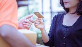 Come controllare saldo e movimenti della carta Postepay