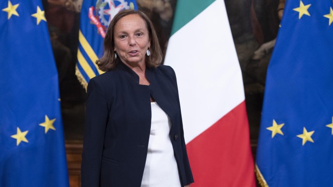 Migranti, ministro Lamorgese: “Redistribuzione o l’Italia porrà il veto”