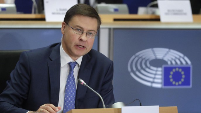 UE, Dombrovskis da falco a colomba: semplificare Patto di Stabilità 
