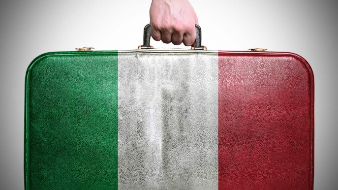 Via dall’Italia: 800mila all’estero, in calo gli immigrati dall’Africa