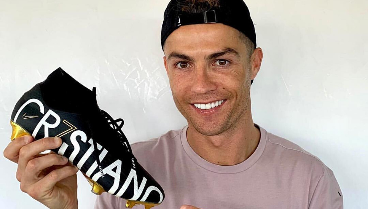 Ronaldo, le cose più costose: le scarpe da ginnastica Nike | QuiFinanza