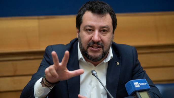 Riaperture locali e coprifuoco, Salvini assedia Draghi