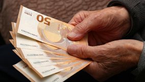 Pensioni, minime a 780 euro per tutti: la proposta