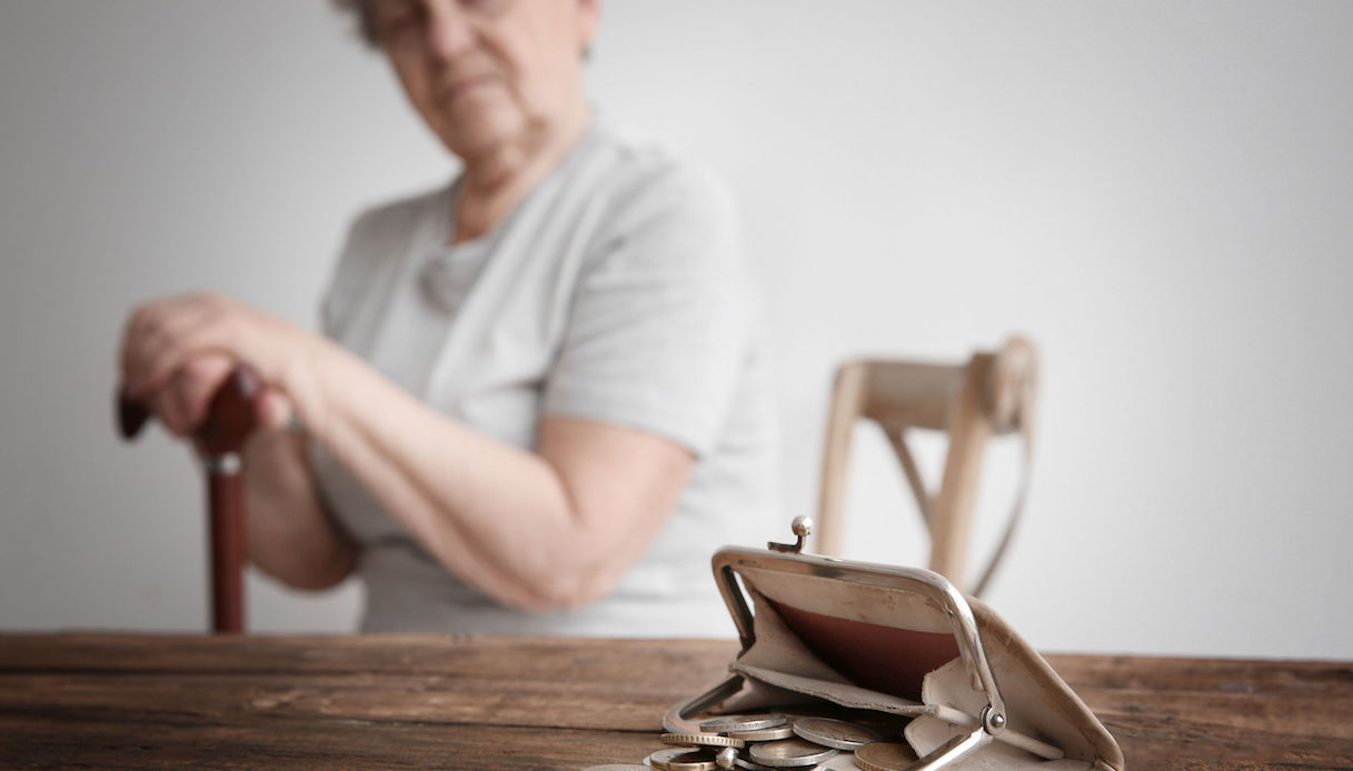 La pensione delle donne è (quasi) sempre più bassa di quella degli uomini