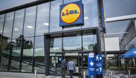 Tutti pazzi per le scarpe Lidl da 12,99 euro: rivendute online costano anche 780