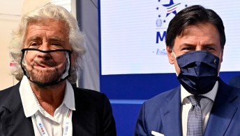 Beppe Grillo espulso da eBay: di cosa è accusato il fondatore del M5S