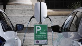 Legge 104, le novità su auto elettriche e ibride