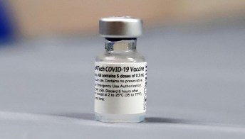 Coronavirus e bufale, le 6 fake news più pericolose sul vaccino anti Covid