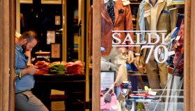 Italia: vendite al dettaglio in aumento. Ma è allarme alimentari