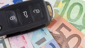 ACI sbarca su IO: dal bollo auto al certificato di proprietà, cosa si può fare tramite app
