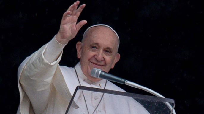Ucraina, Papa Francesco andrà a Kiev: ecco quando incontrerà Zelensky