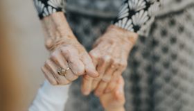 Pensioni e assegni di invalidità Inps in anticipo a giugno, luglio e agosto: le date del pagamento