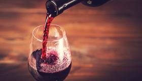 Vino da record: perché il Pétrus costa così tanto e cosa c’entra lo spazio