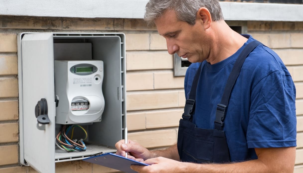 Bollette, parte il bonus sociale automatico: quanto vale e come si ottiene