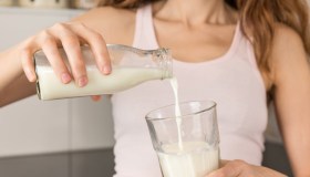 Latte ritirato dai supermercati: l’elenco dei marchi da non consumare